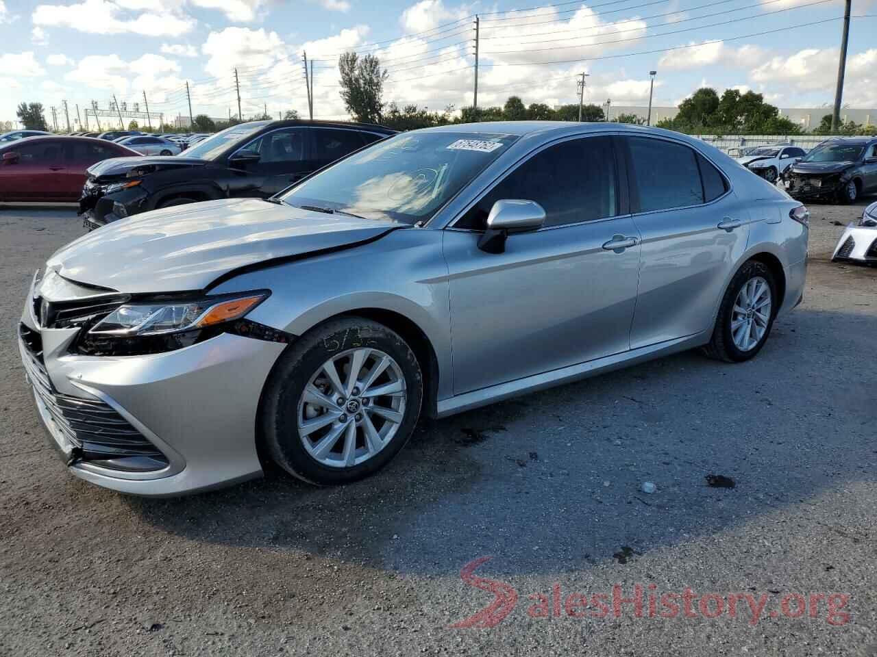 4T1C11AK0MU595121 2021 TOYOTA CAMRY