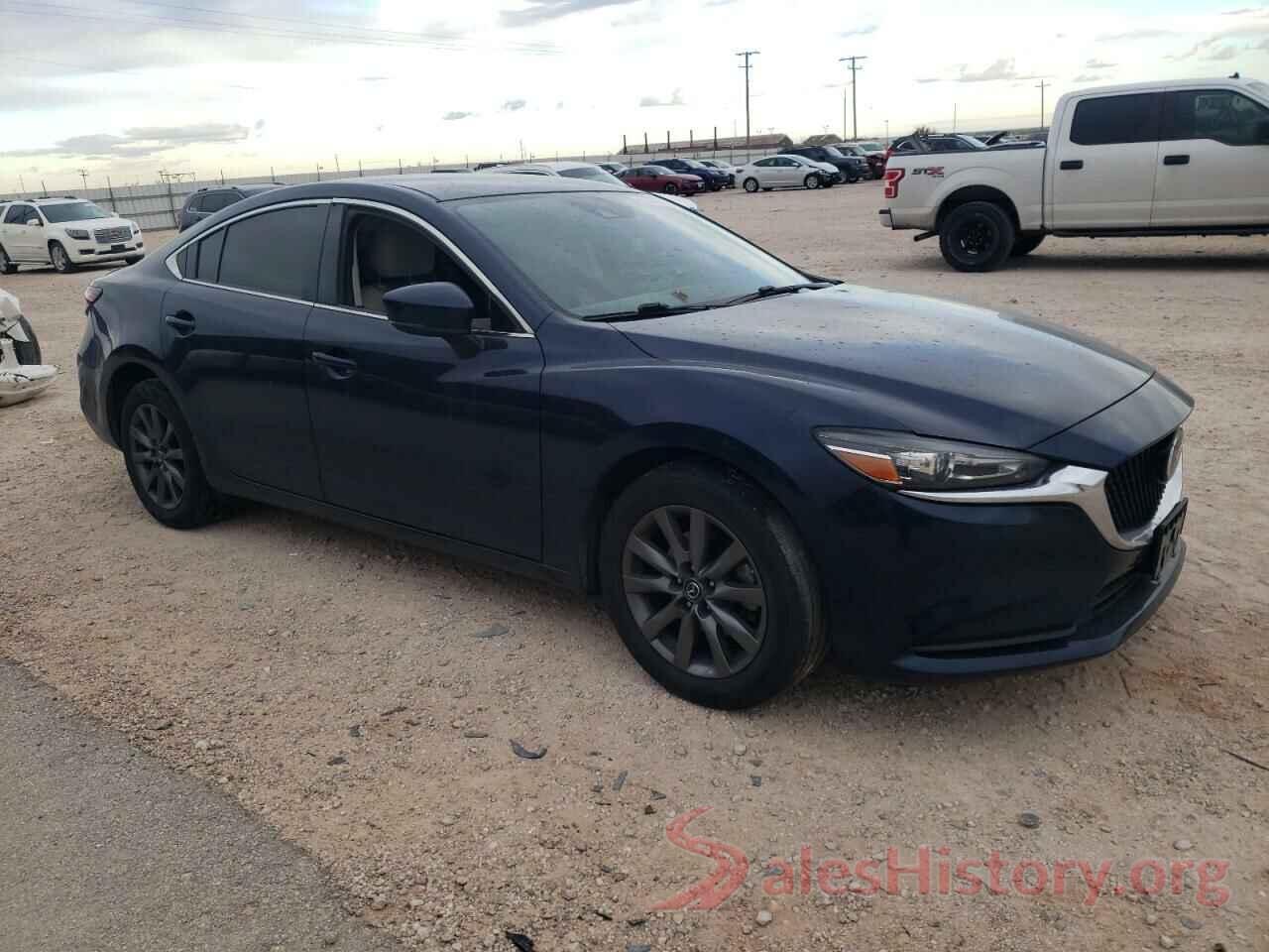 JM1GL1UM1J1315703 2018 MAZDA 6