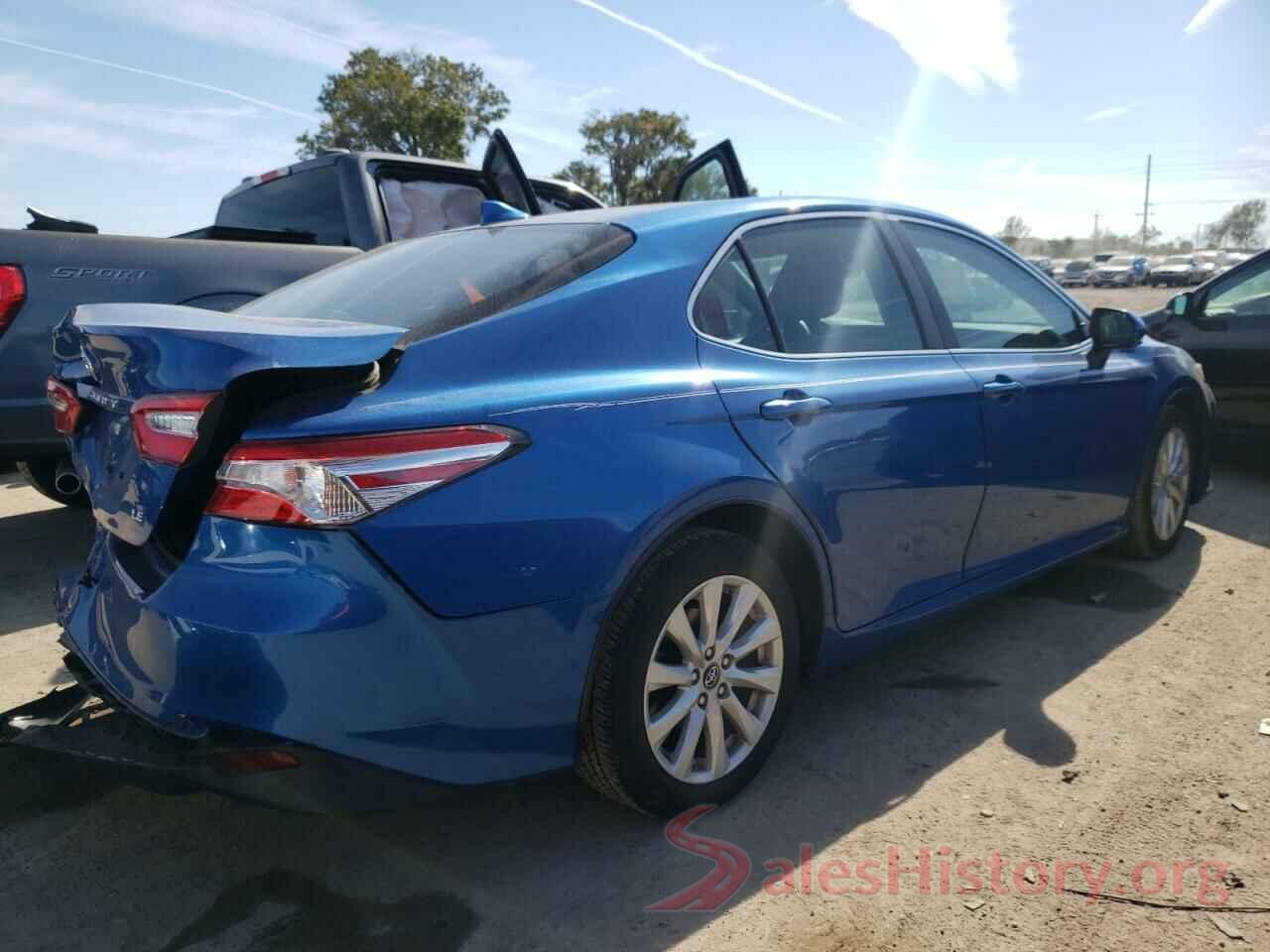 4T1B11HK2KU286233 2019 TOYOTA CAMRY