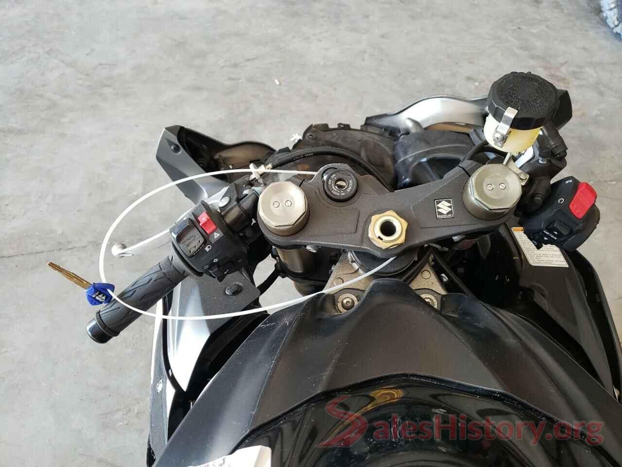 JS1GT78A0B2100158 2011 SUZUKI GSXR1000