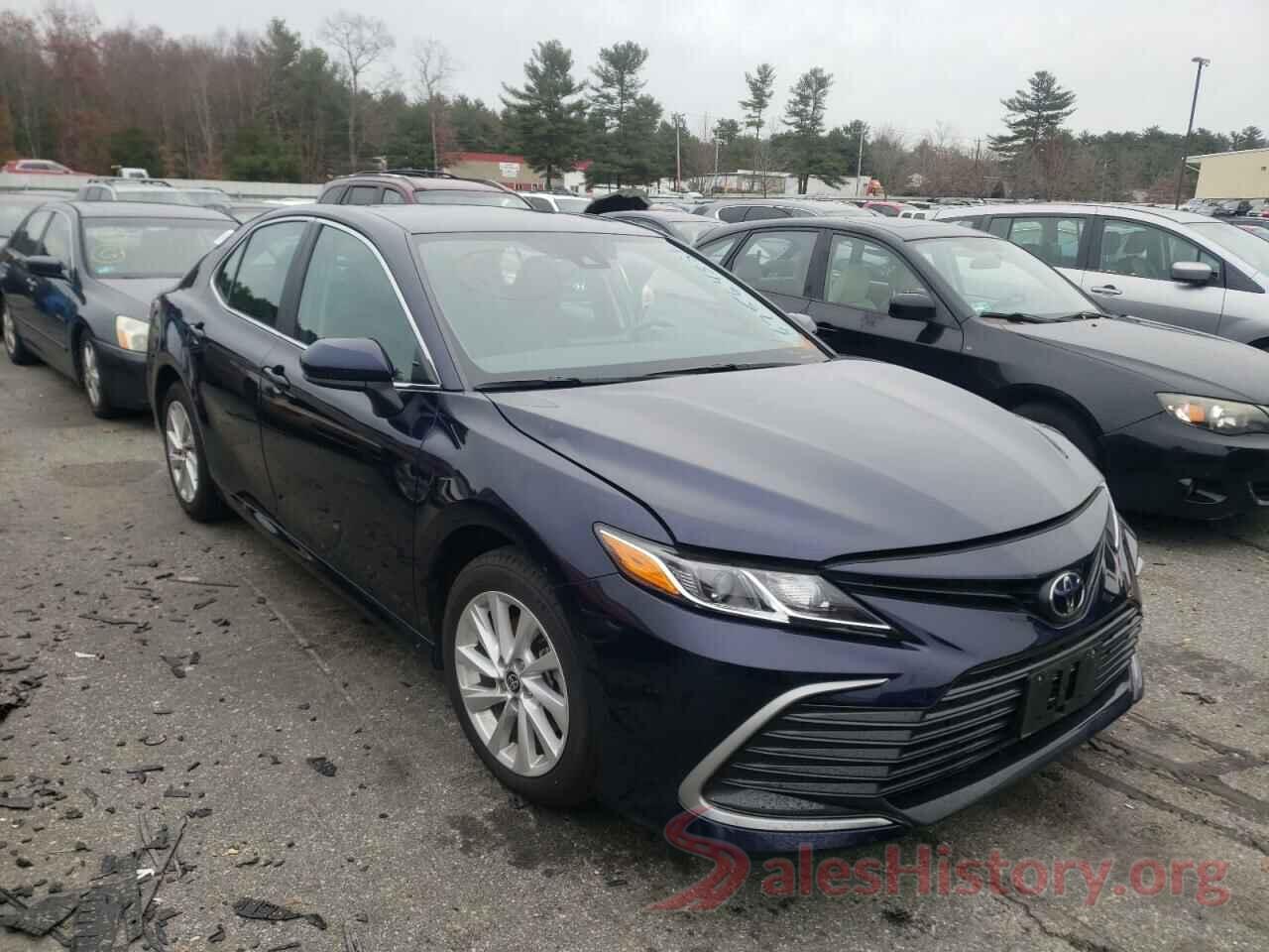 4T1C11BK7MU021808 2021 TOYOTA CAMRY