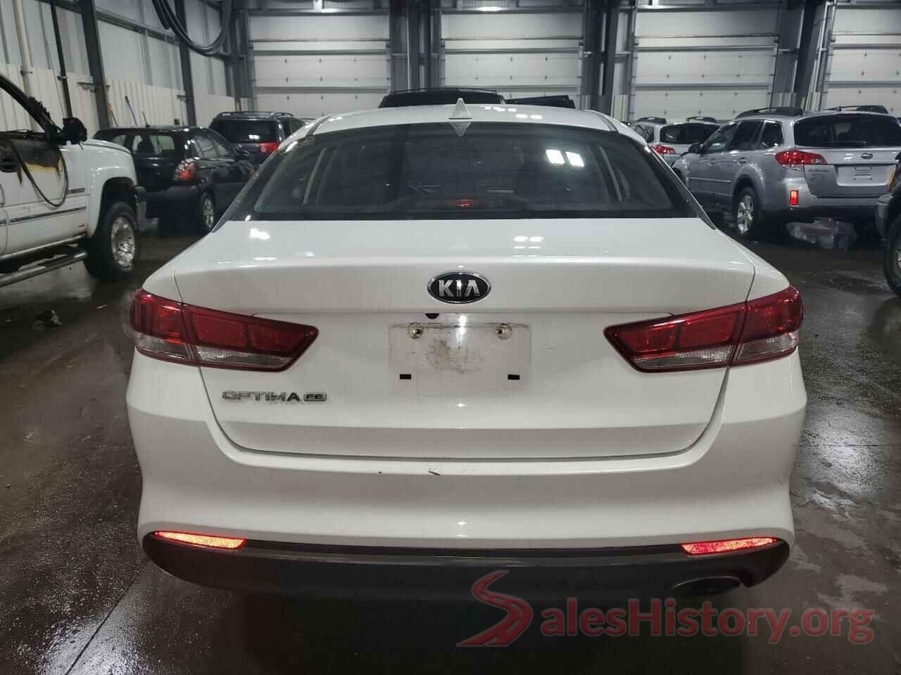 KNAGT4L3XG5105688 2016 KIA OPTIMA