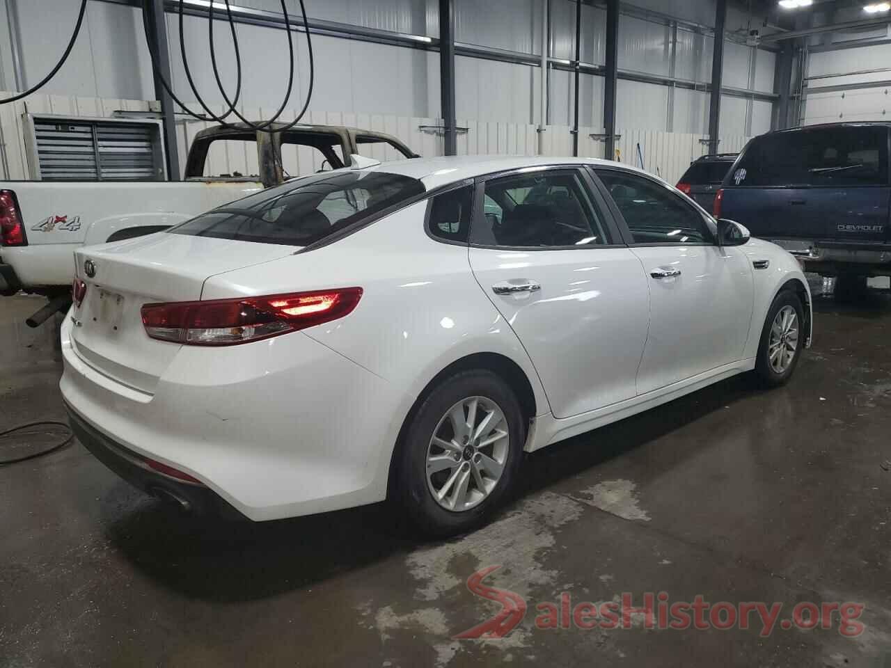 KNAGT4L3XG5105688 2016 KIA OPTIMA