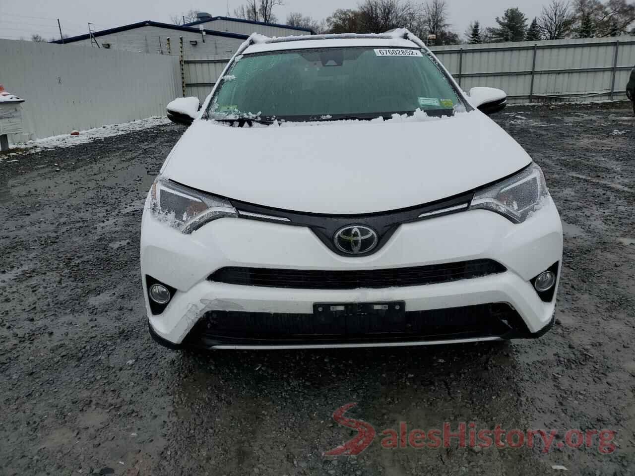 2T3RFREV5JW830078 2018 TOYOTA RAV4