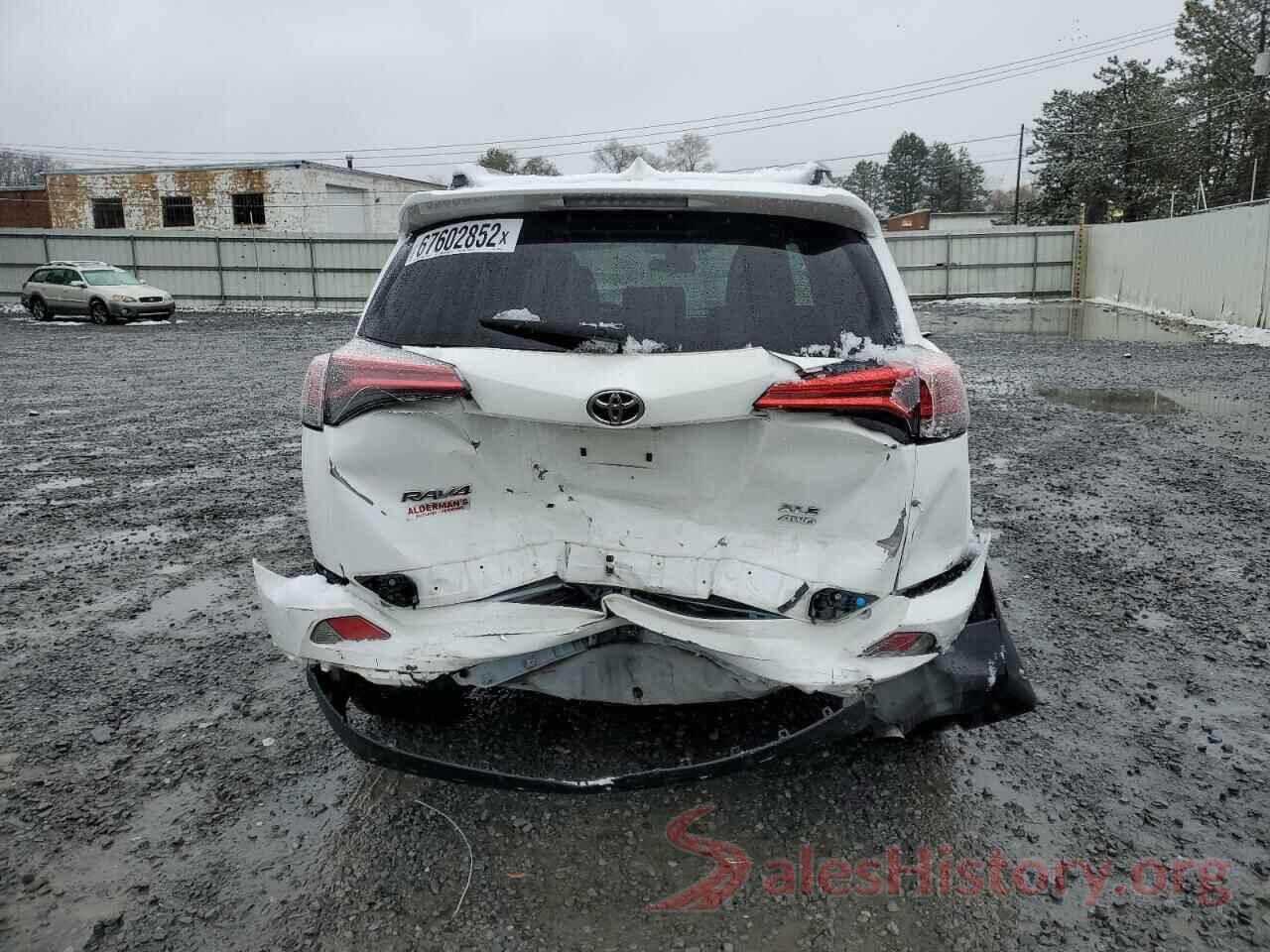 2T3RFREV5JW830078 2018 TOYOTA RAV4