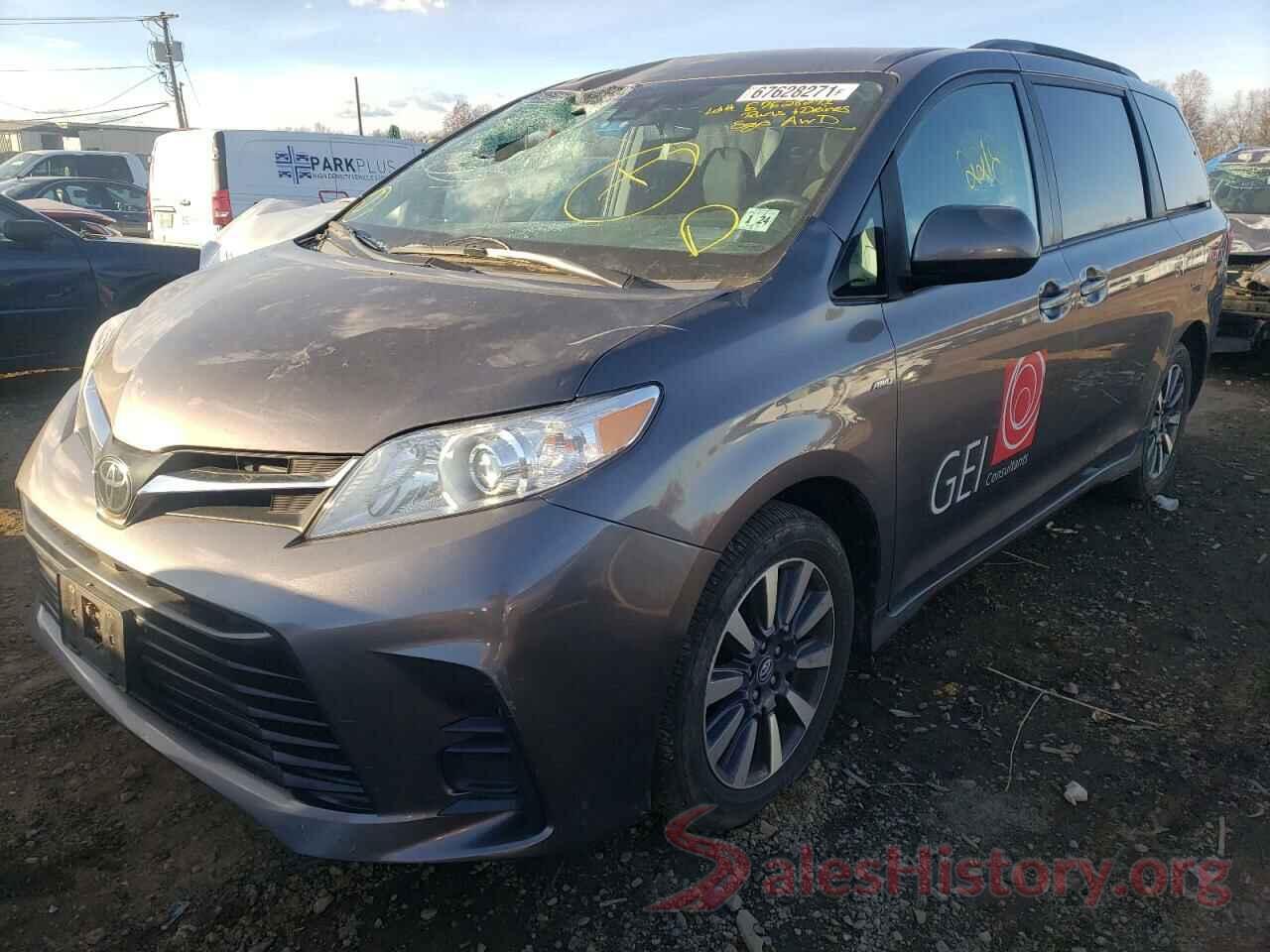 5TDJZ3DC9KS220690 2019 TOYOTA SIENNA