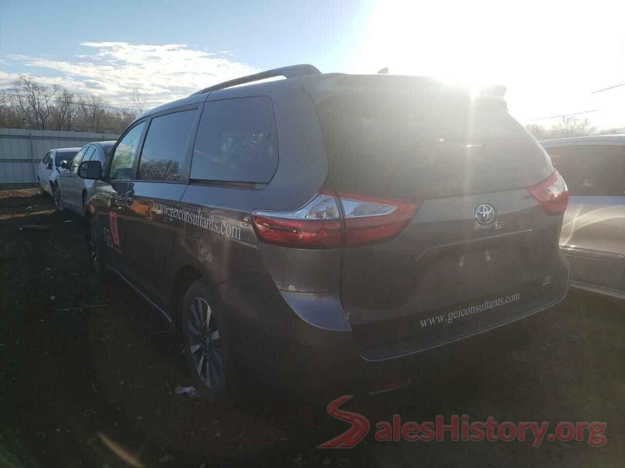 5TDJZ3DC9KS220690 2019 TOYOTA SIENNA