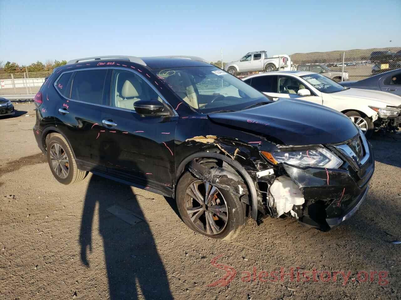 5N1AT2MV5HC806967 2017 NISSAN ROGUE