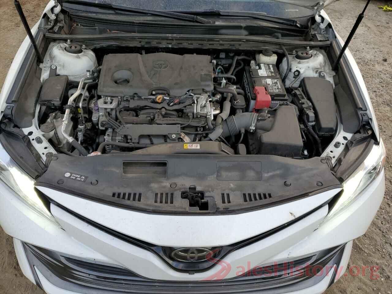 4T1B11HK7JU036825 2018 TOYOTA CAMRY