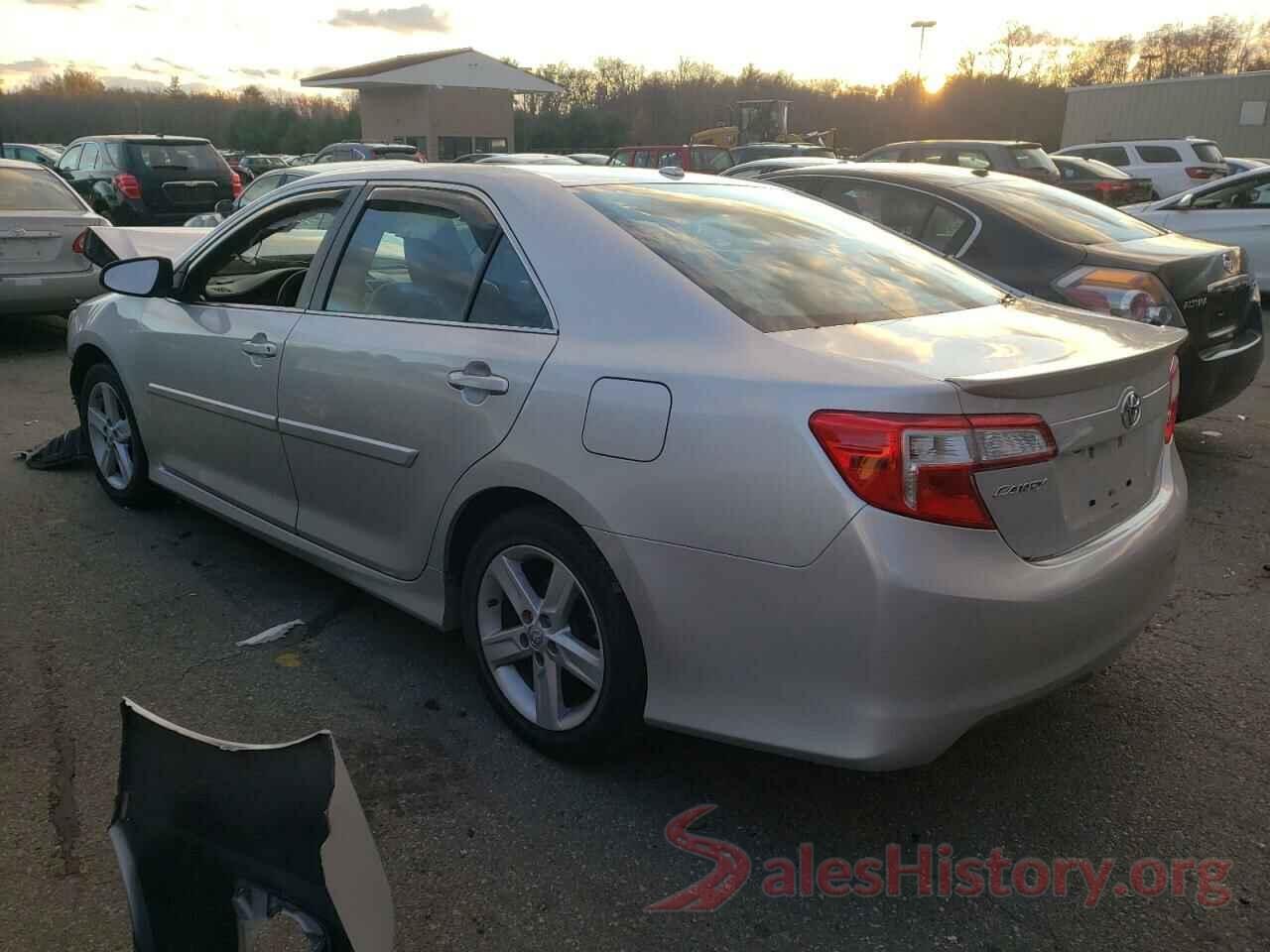 4T1BF1FK3EU764510 2014 TOYOTA CAMRY