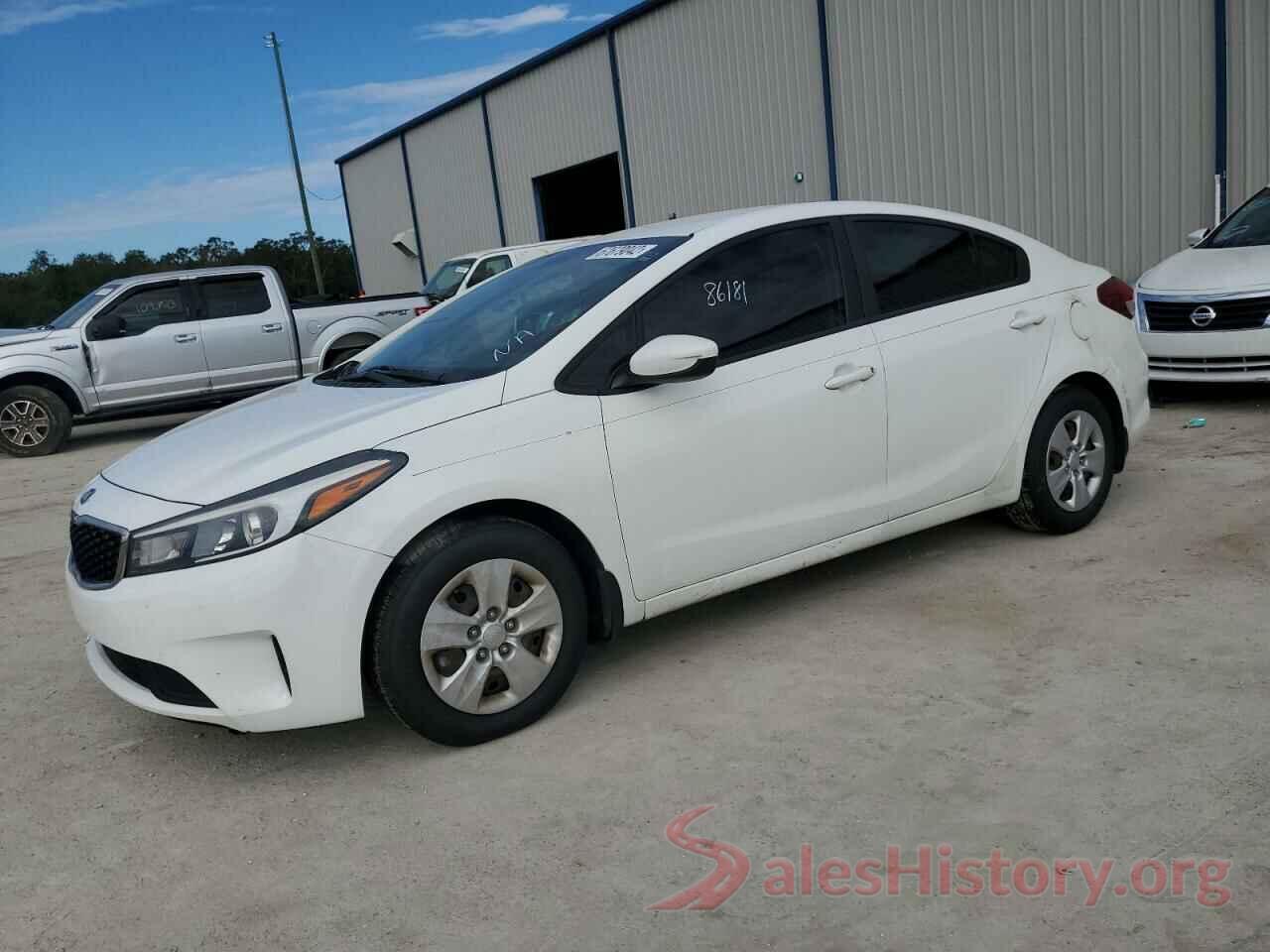 3KPFK4A70HE057941 2017 KIA FORTE