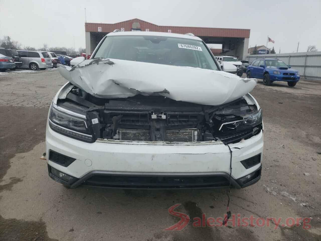 3VV4B7AX2KM059777 2019 VOLKSWAGEN TIGUAN