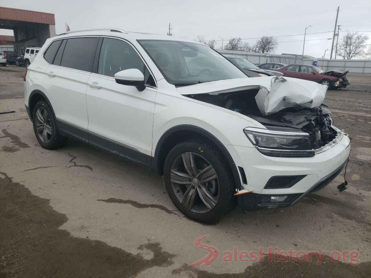 3VV4B7AX2KM059777 2019 VOLKSWAGEN TIGUAN