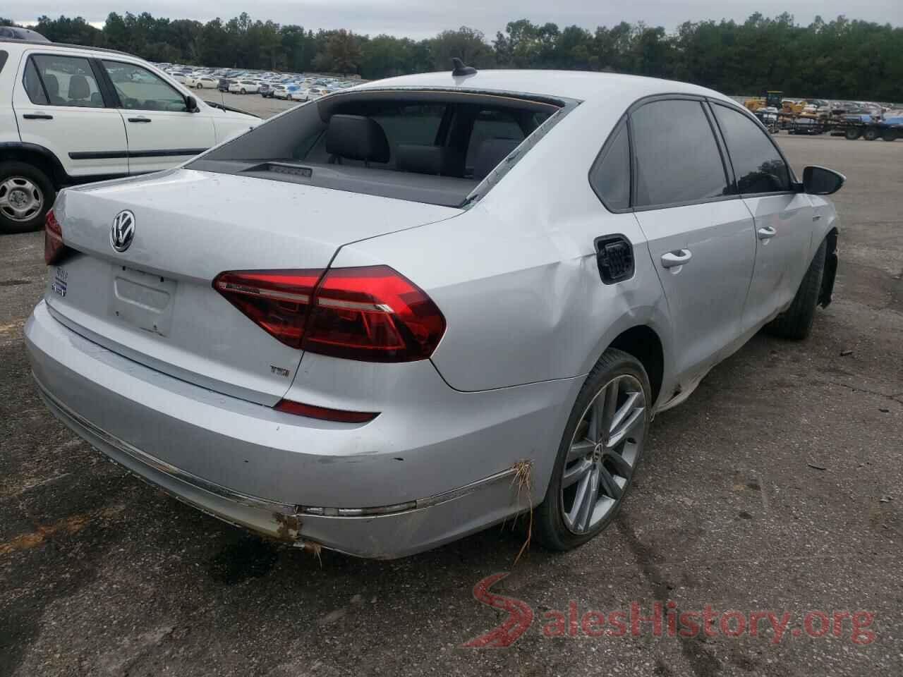 1VWAA7A36JC015621 2018 VOLKSWAGEN PASSAT