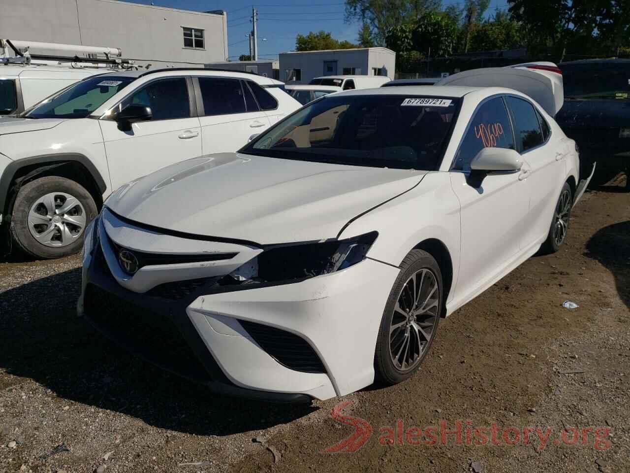 JTNB11HK2J3051724 2018 TOYOTA CAMRY