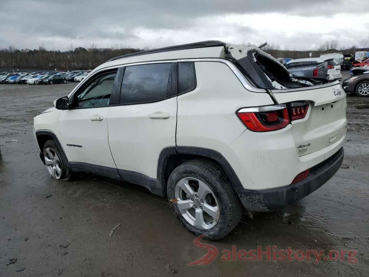 3C4NJDBB5JT331640 2018 JEEP COMPASS