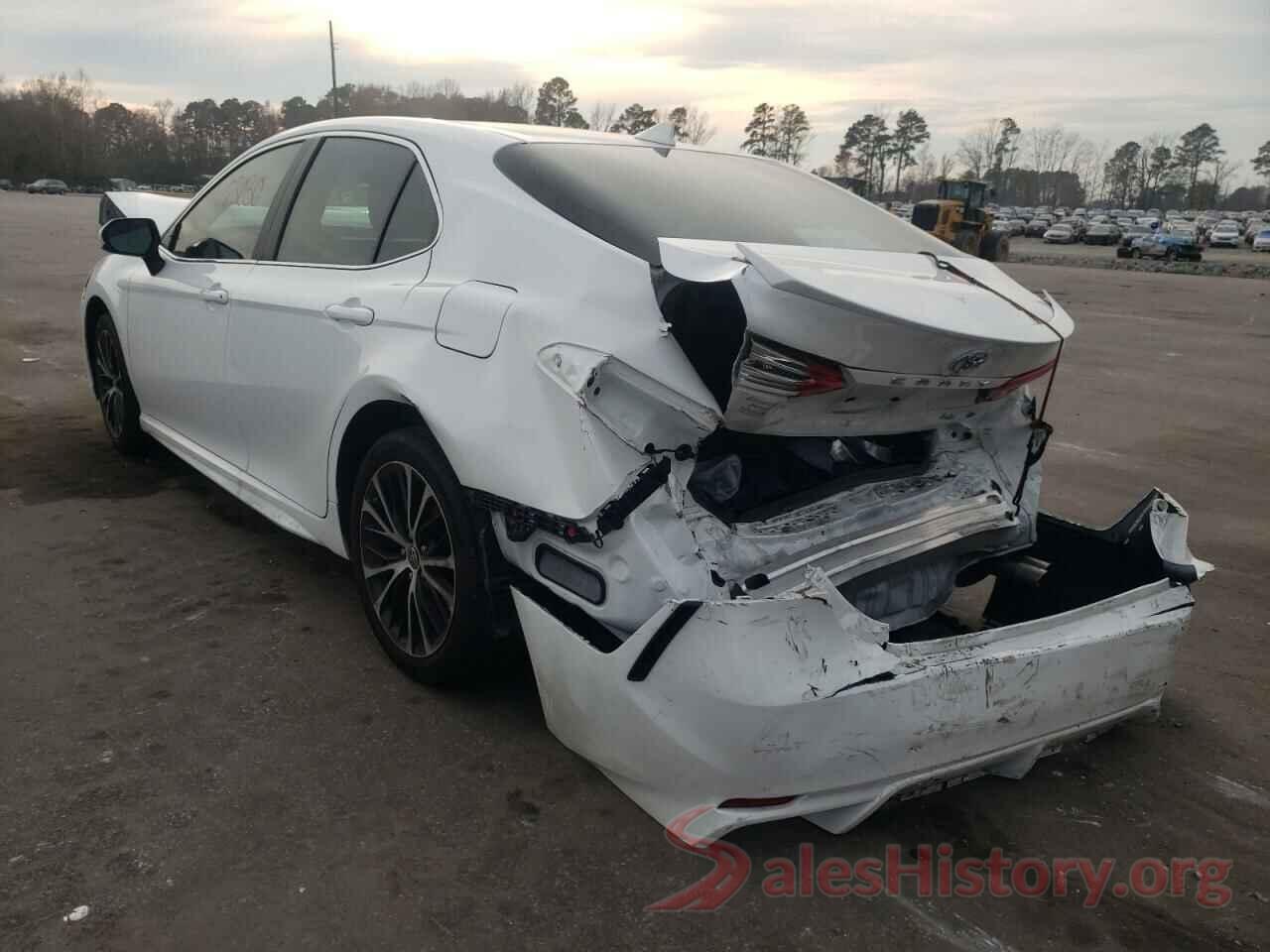 4T1G11AK4LU501175 2020 TOYOTA CAMRY