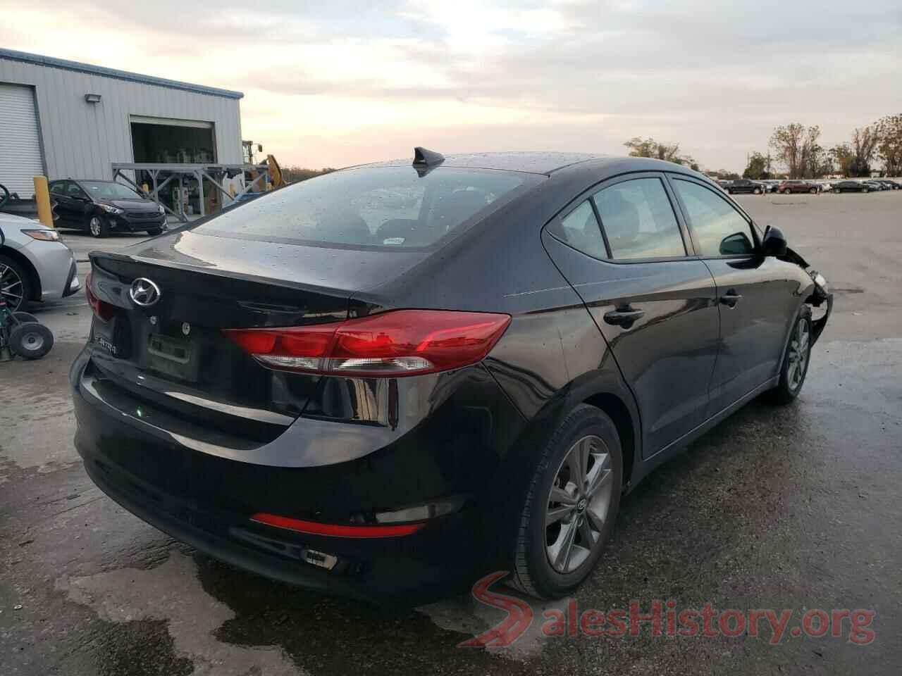 5NPD84LF3JH360319 2018 HYUNDAI ELANTRA