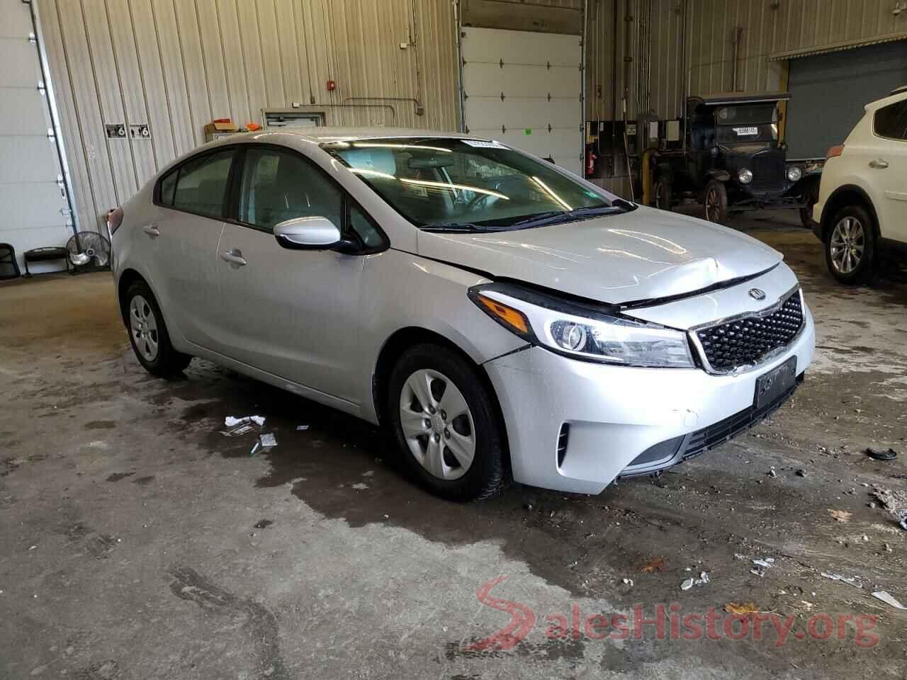 3KPFK4A71HE060363 2017 KIA FORTE