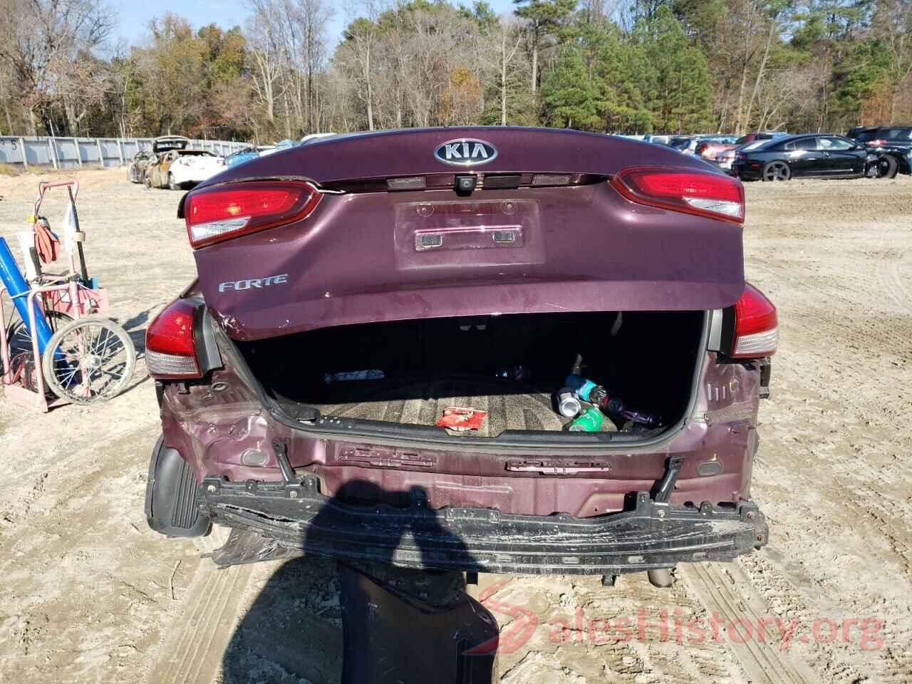 3KPFL4A74HE156159 2017 KIA FORTE