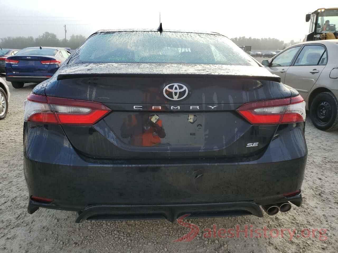 4T1G11AKXMU488885 2021 TOYOTA CAMRY