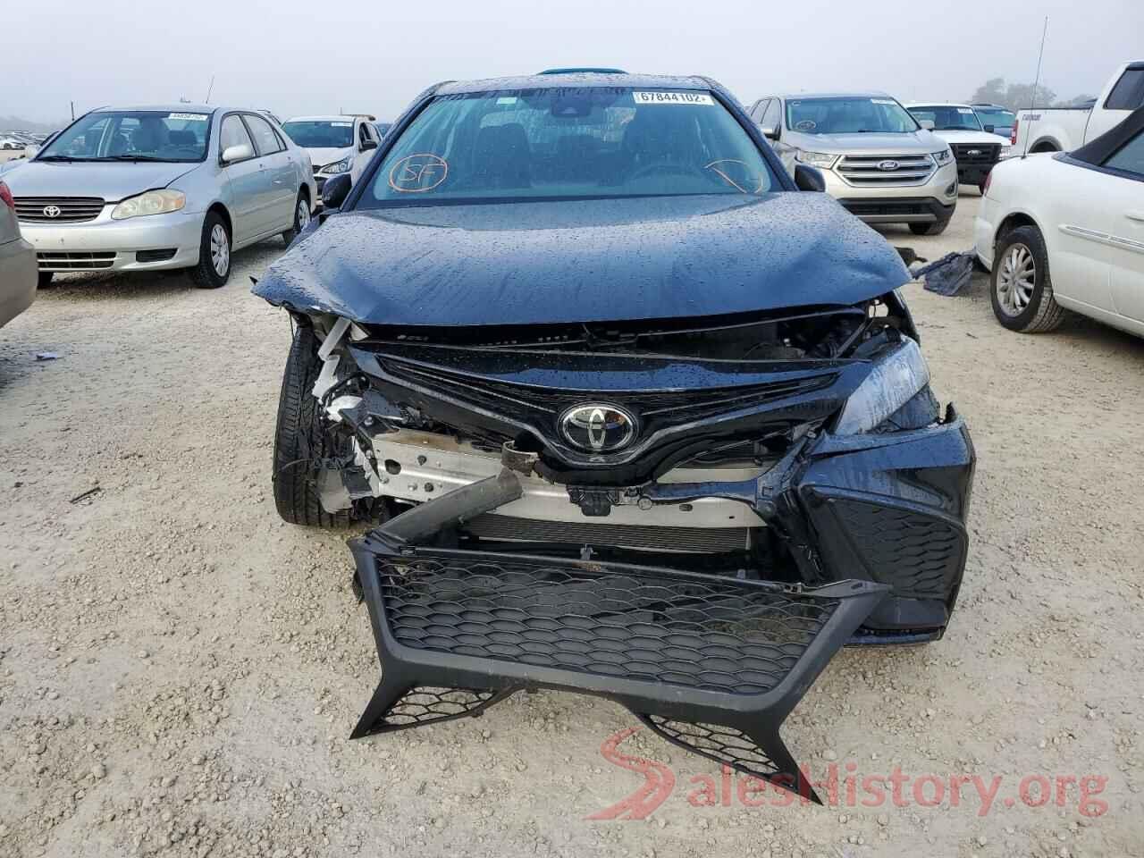 4T1G11AKXMU488885 2021 TOYOTA CAMRY