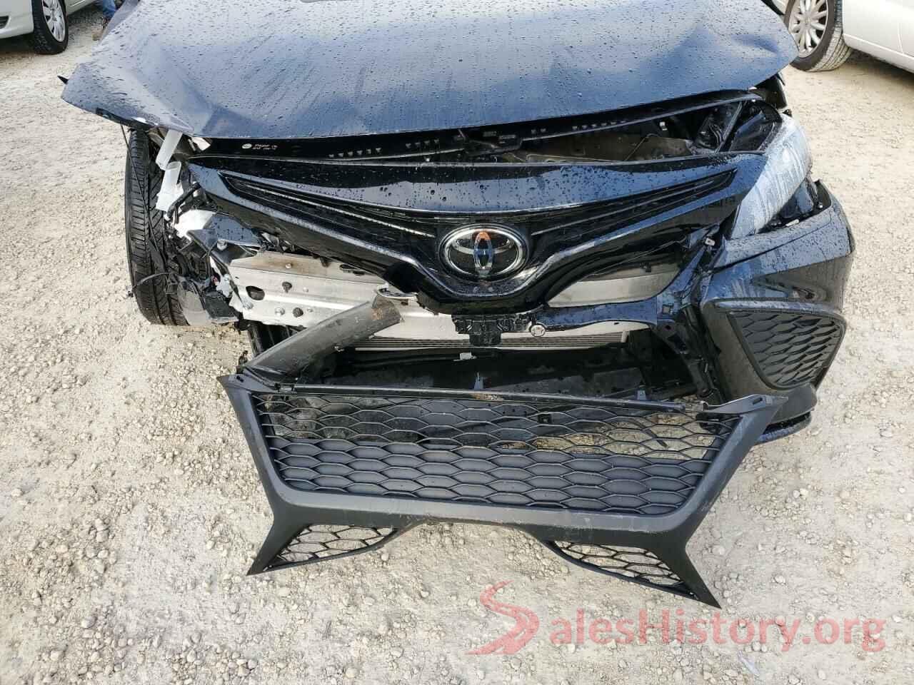 4T1G11AKXMU488885 2021 TOYOTA CAMRY