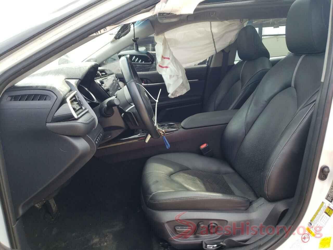 4T1BZ1HK0JU011810 2018 TOYOTA CAMRY