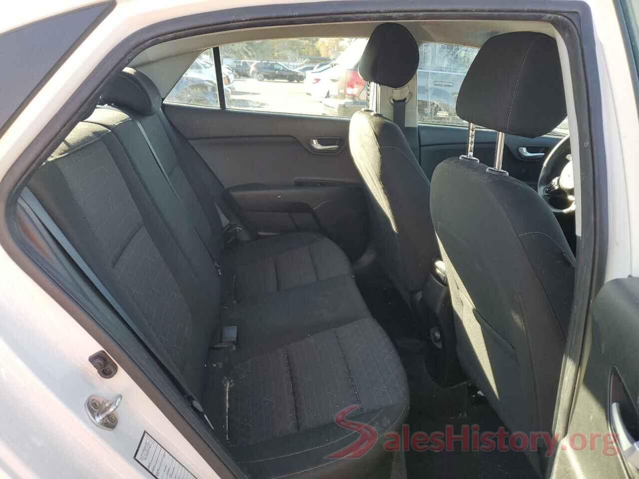 3KPA24AB1JE050016 2018 KIA RIO