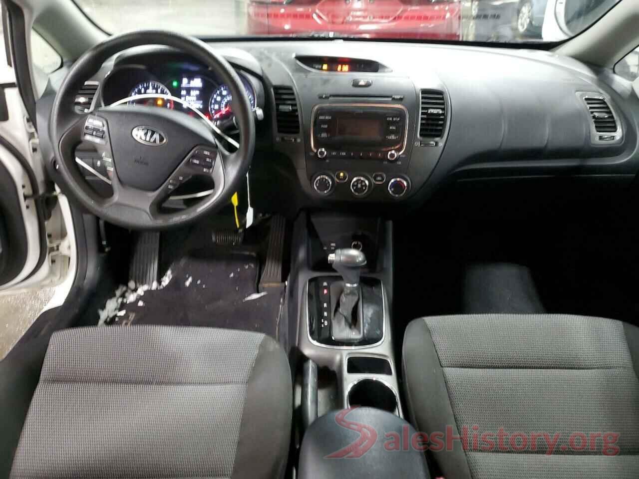 3KPFK4A75JE185226 2018 KIA FORTE