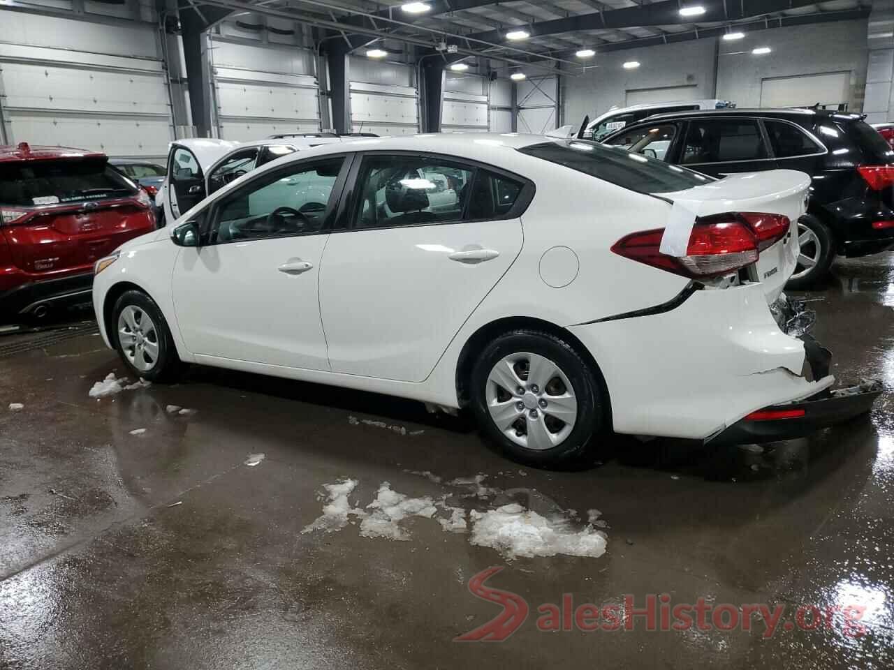 3KPFK4A75JE185226 2018 KIA FORTE