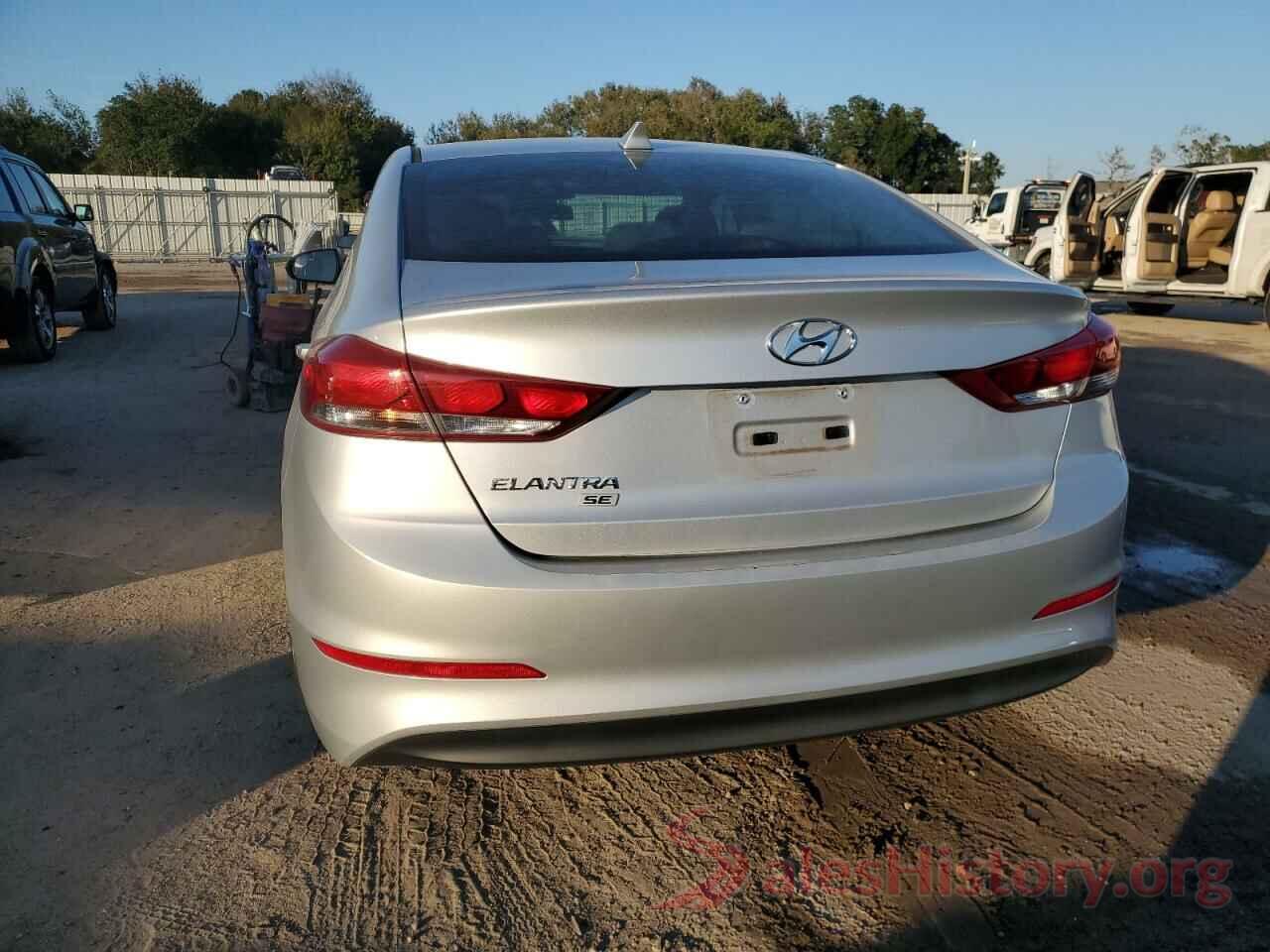 5NPD74LF9HH193588 2017 HYUNDAI ELANTRA