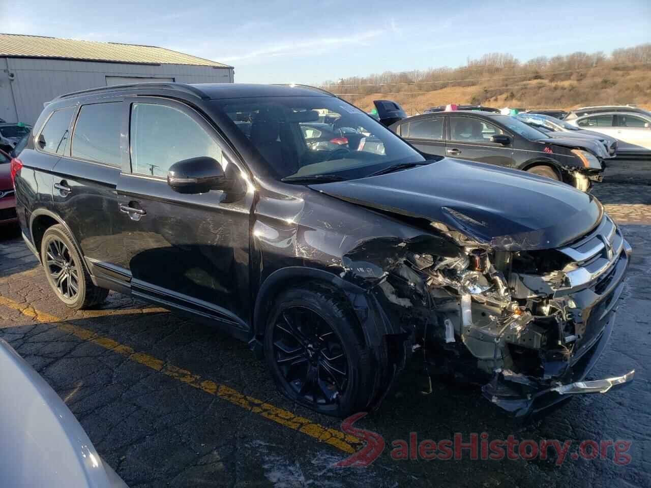 JA4AZ3A35JZ050825 2018 MITSUBISHI OUTLANDER