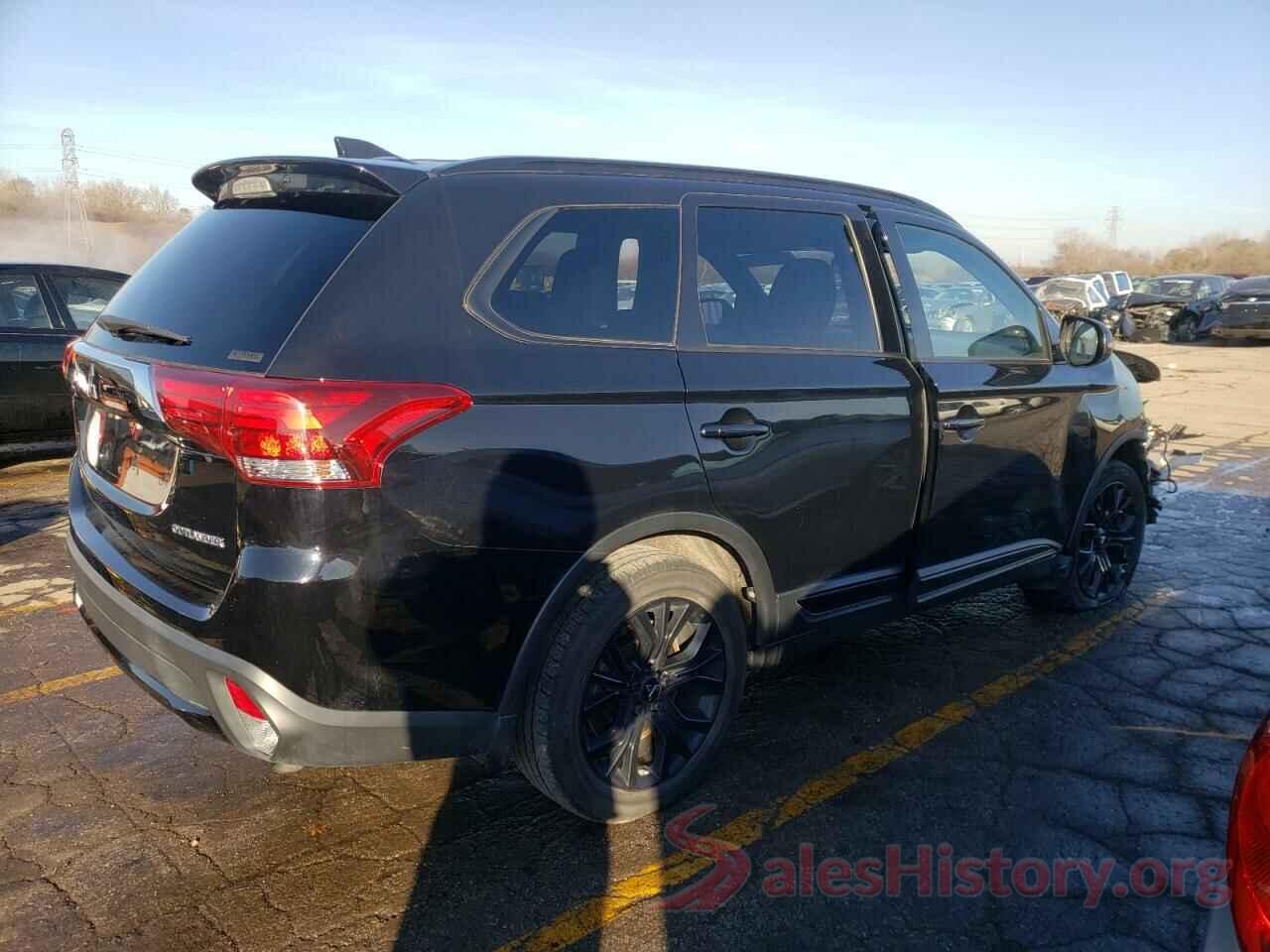 JA4AZ3A35JZ050825 2018 MITSUBISHI OUTLANDER