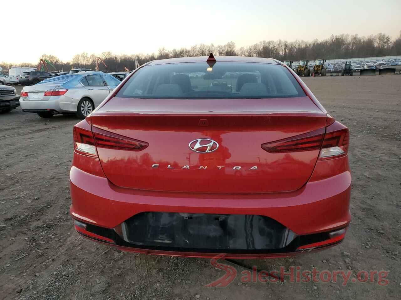 KMHD84LF8KU793119 2019 HYUNDAI ELANTRA