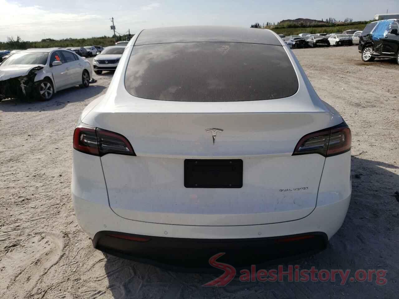 5YJYGAEE4MF295295 2021 TESLA MODEL Y