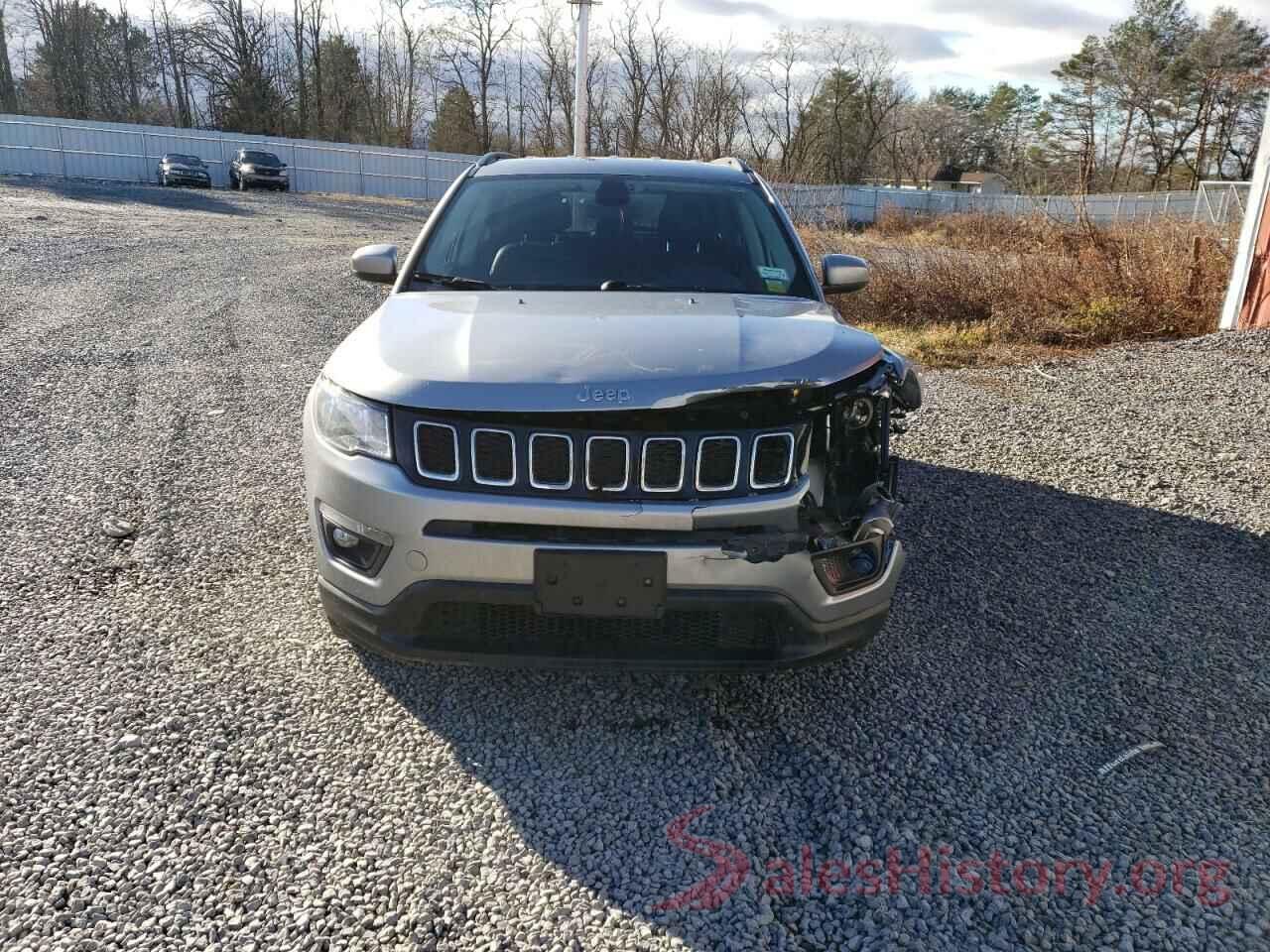 3C4NJDBB4JT112717 2018 JEEP COMPASS