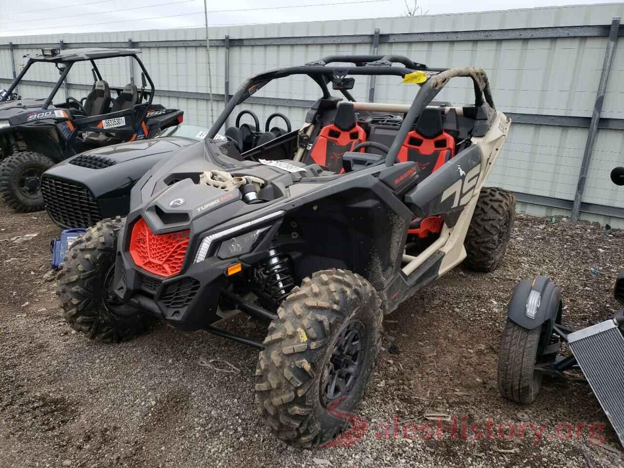 3JBVDAV41MK001414 2021 CAN-AM SIDEBYSIDE