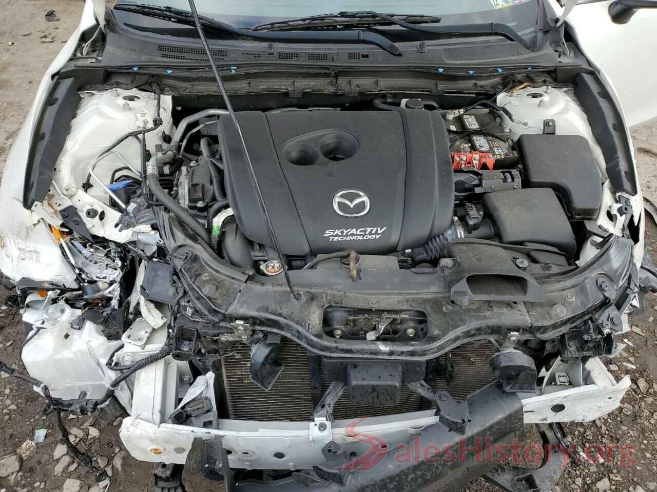 3MZBN1U74JM230675 2018 MAZDA 3