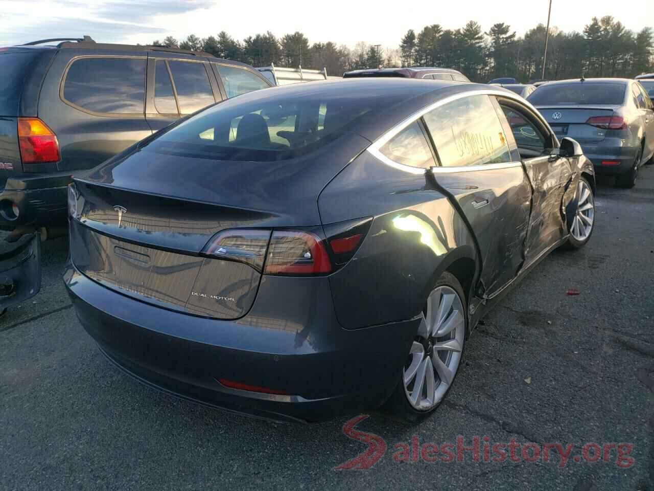 5YJ3E1EB5JF121138 2018 TESLA MODEL 3