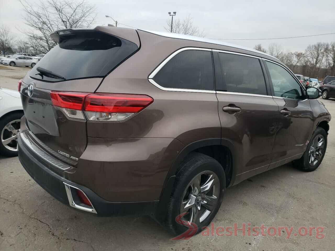 5TDDZRFH9HS482811 2017 TOYOTA HIGHLANDER