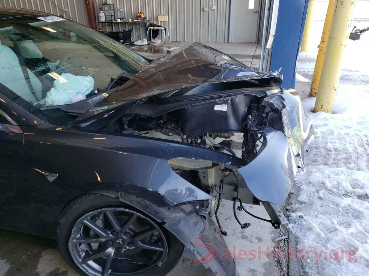 5YJ3E1EB3JF096028 2018 TESLA MODEL 3