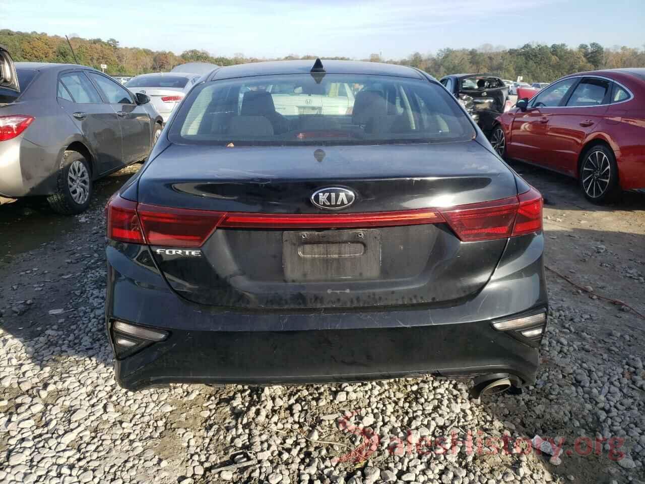 3KPF24AD2KE136492 2019 KIA FORTE