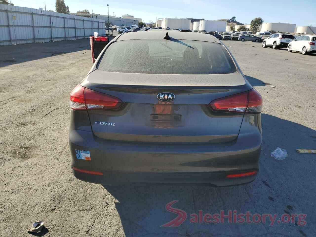 3KPFK4A7XHE119166 2017 KIA FORTE