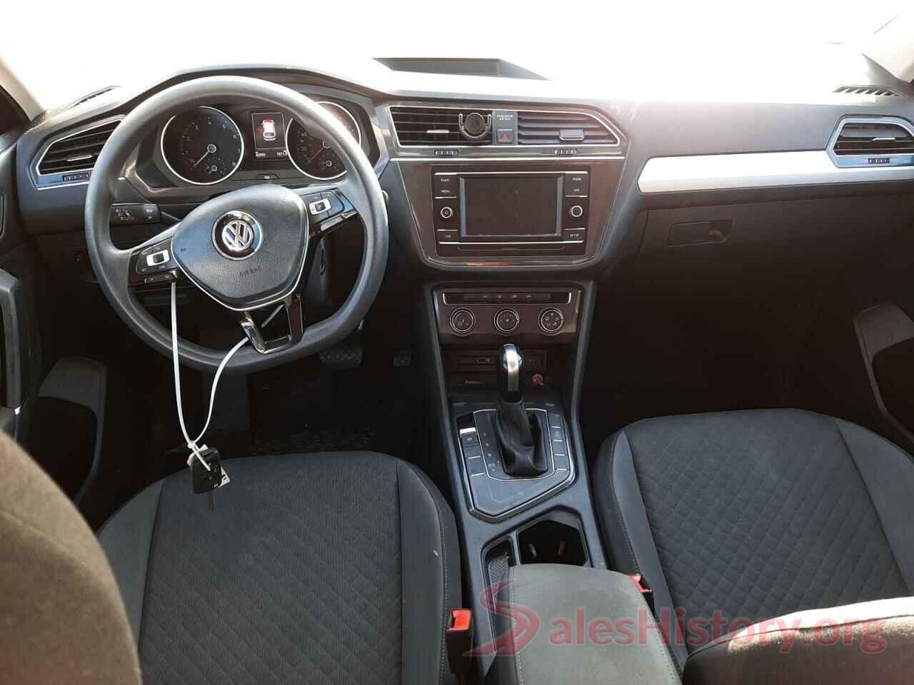 3VV1B7AX0JM029260 2018 VOLKSWAGEN TIGUAN