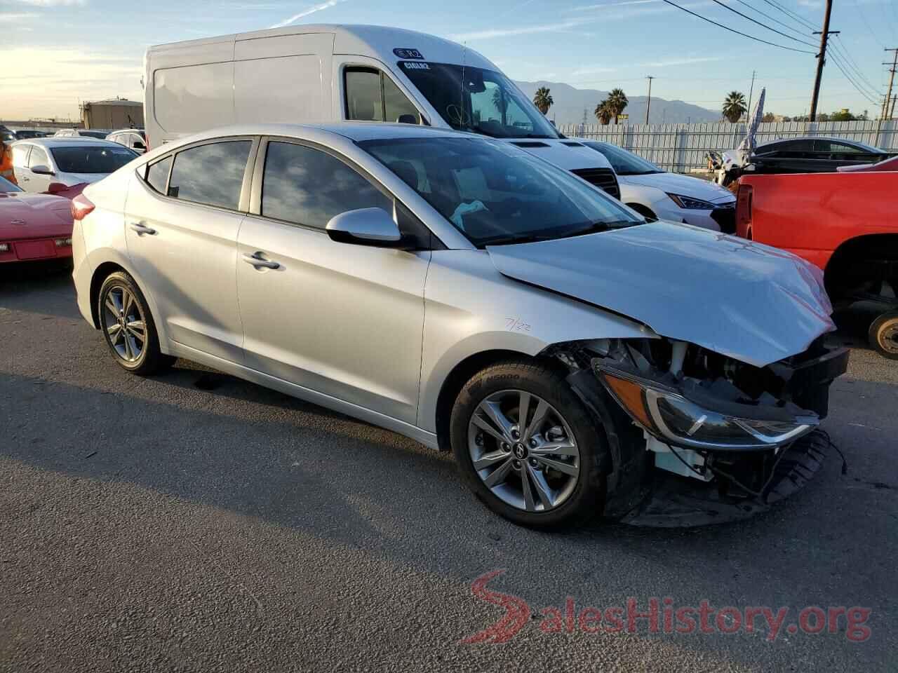 5NPD84LFXJH326037 2018 HYUNDAI ELANTRA