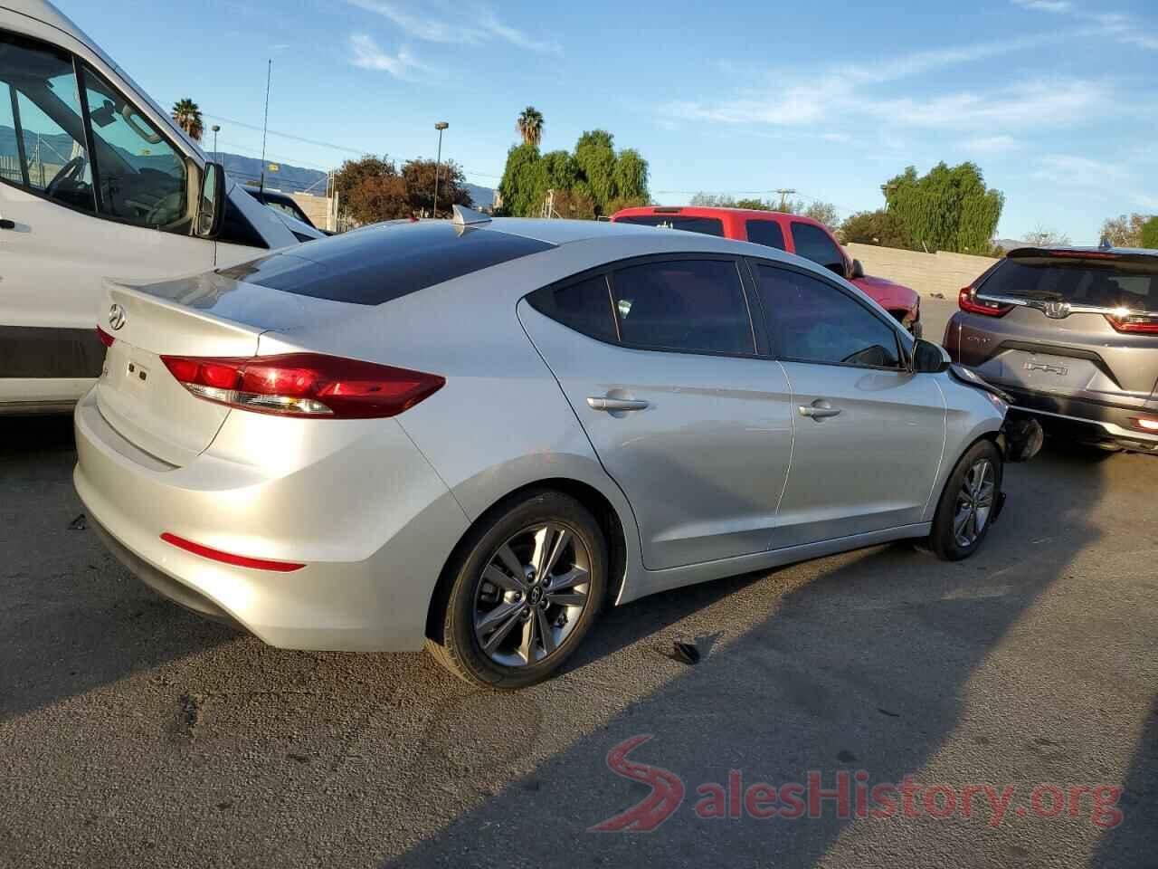 5NPD84LFXJH326037 2018 HYUNDAI ELANTRA