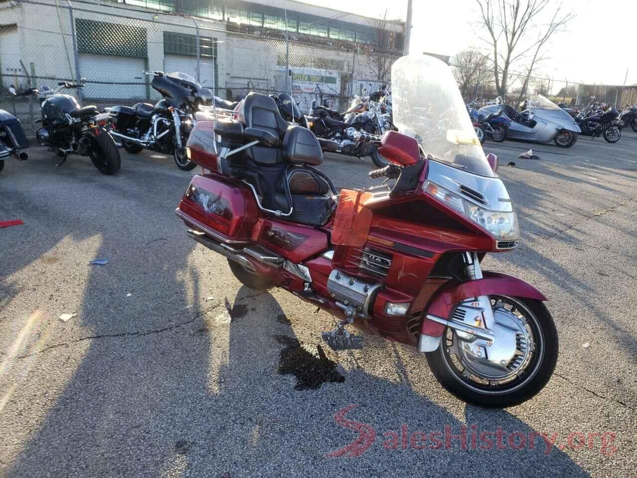 1HFSC2237WA000976 1998 HONDA GL CYCLE