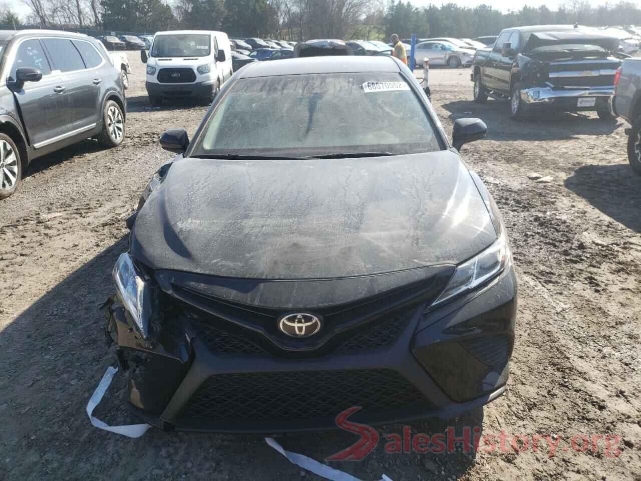 4T1B11HK0JU502627 2018 TOYOTA CAMRY