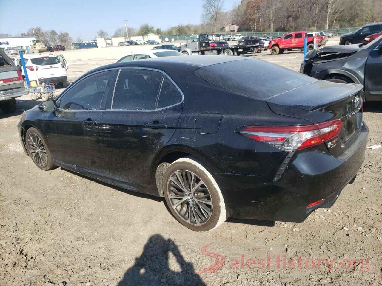 4T1B11HK0JU502627 2018 TOYOTA CAMRY